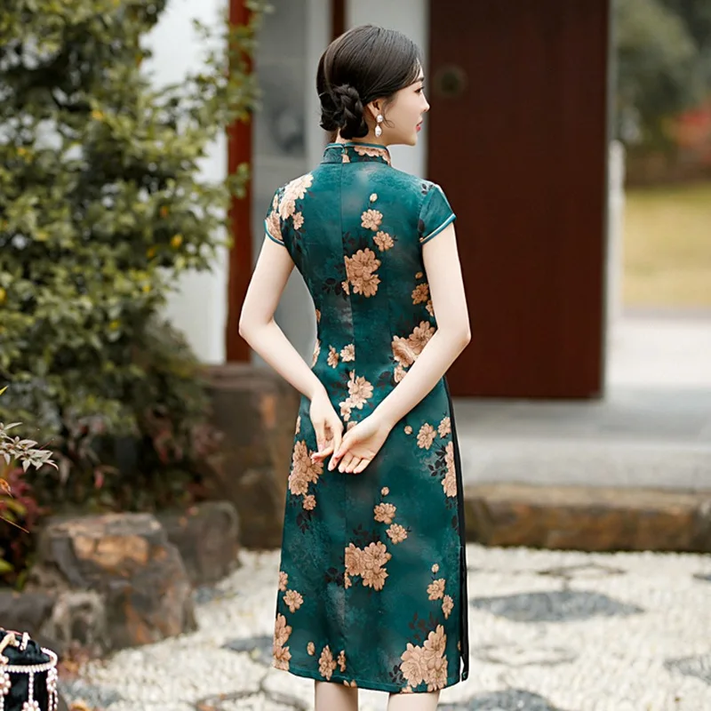 

Женское разноцветное платье-Ципао с эффектом эрозии костей, Новинка лета 2022, высококачественное элегантное платье для мам в китайском ретр...