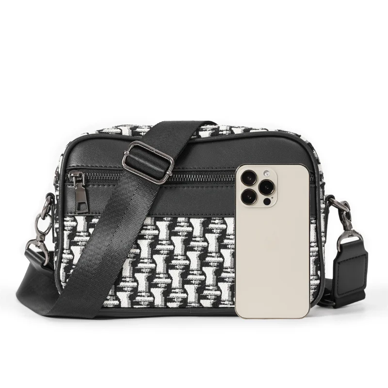 New Fashion Men's Crossbody Bag Canvas PU Leather Patchwork Crossbody Bag Men Shoulder Messenger Bag Outdoor Leisure Men Bag