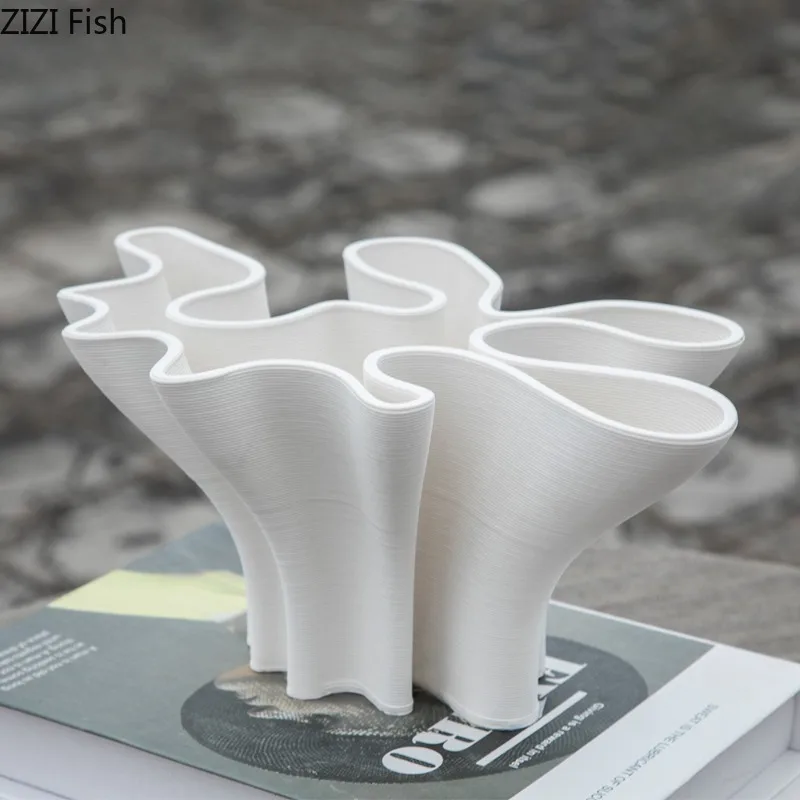 

Керамическая ваза