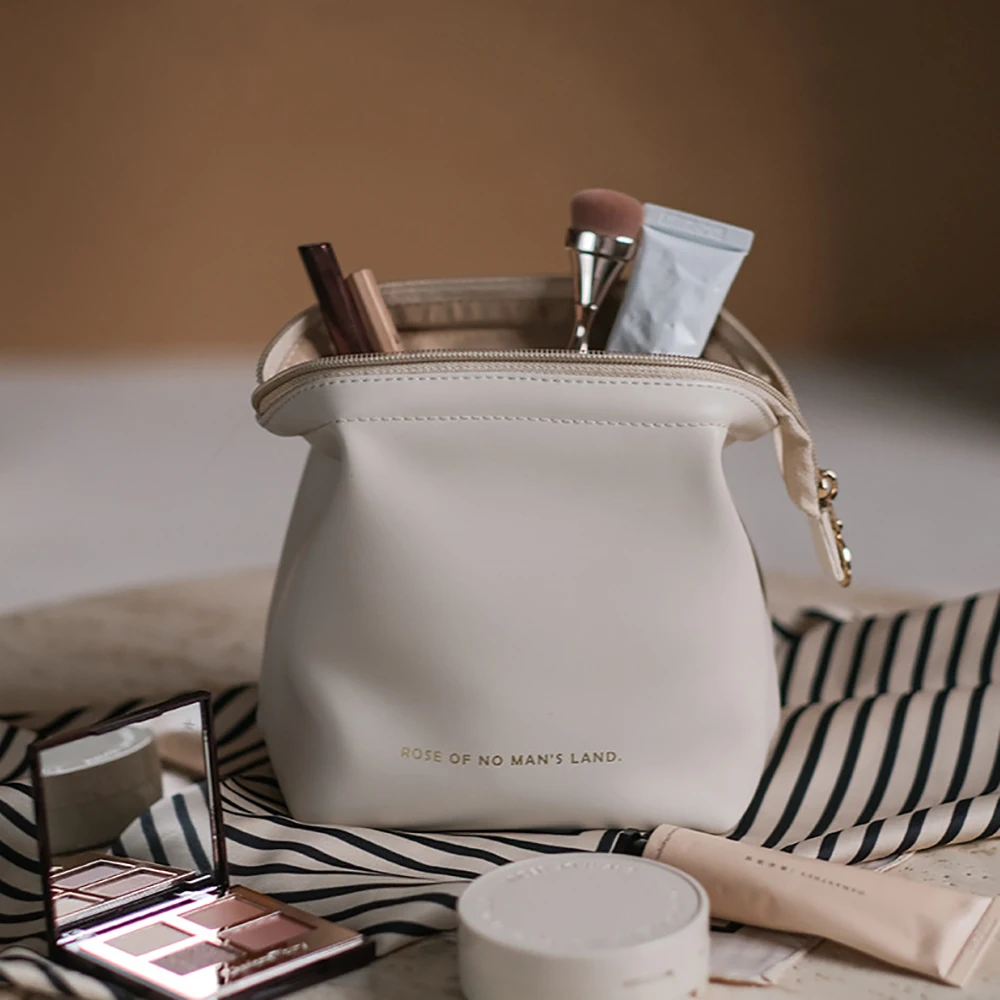 

Large-capacity Makeup Bag PU Leather Portable Travel Wash Cosmetic Bag Toiletries Organizer Female Storage Handheld Box 2023 New