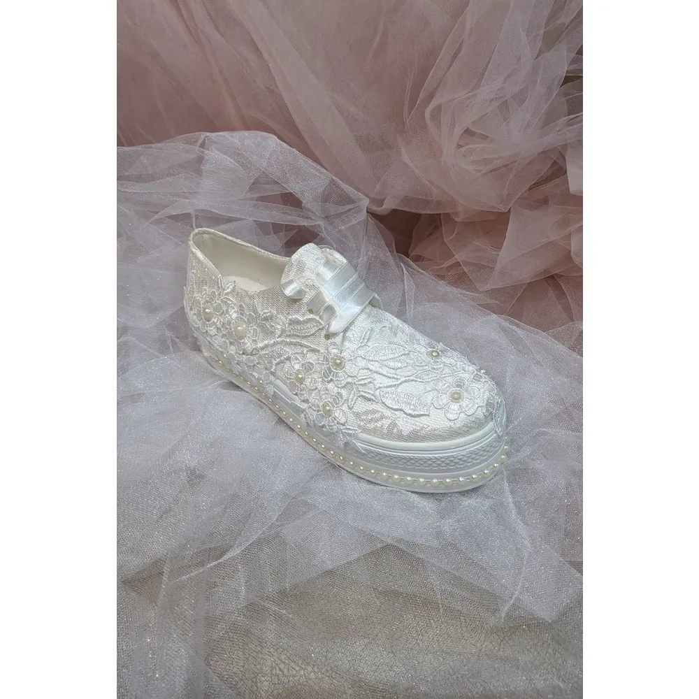 

Dorlie 216 Series Wedges Flower Laced Bridal Shoes