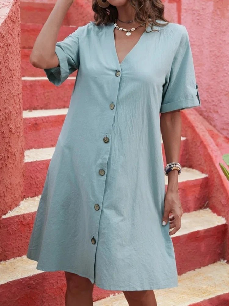 

Платье женское ТРАПЕЦИЕВИДНОЕ с коротким рукавом и V-образным вырезом