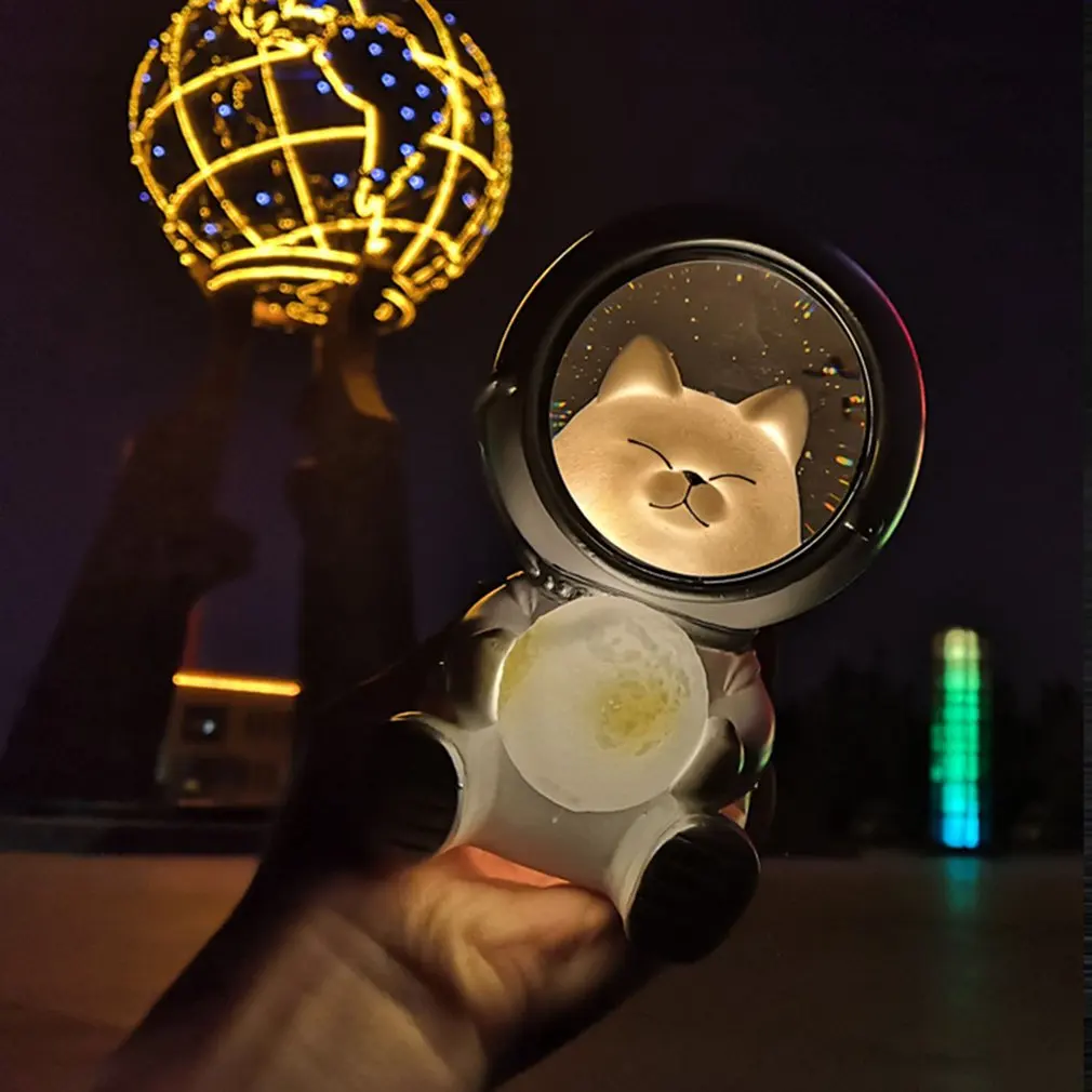 

USB Astronaut Night Light Charge LED Galaxy Guardian Pet Astronaut USB Night Light Bedroom Decoration Star Kids Birthday Gift