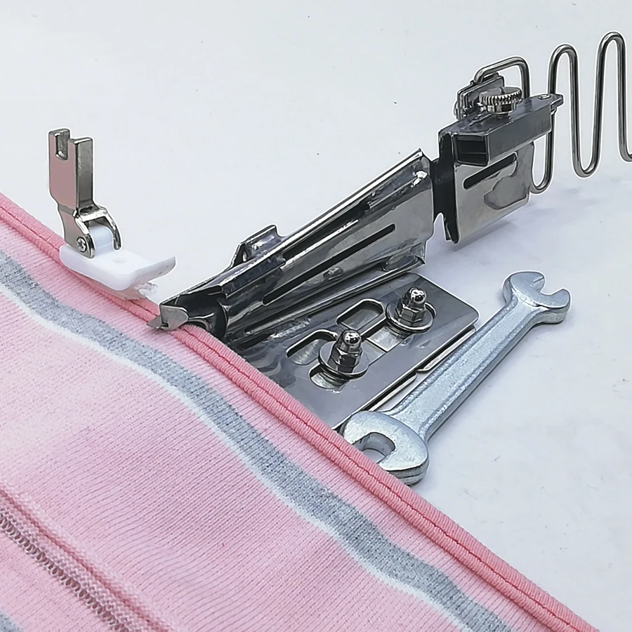

Industrial Sewing Machine Computer Machine Flat Hemming Device Cloth Strip plus Bag Elastic Band Three-in-One Adjustable Tension