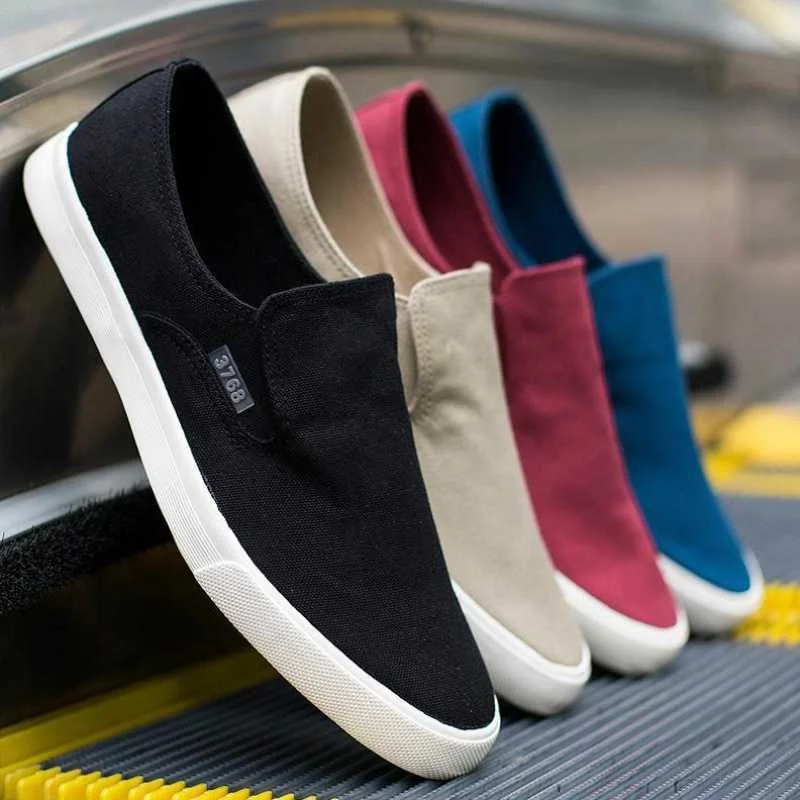 

Spring Men's Flat Casual Shoes Male Breathable Comfortable Slip-On Canvas Shoes Fashion Soft Shoes Lazy Shoes Sneakers 4 Colors