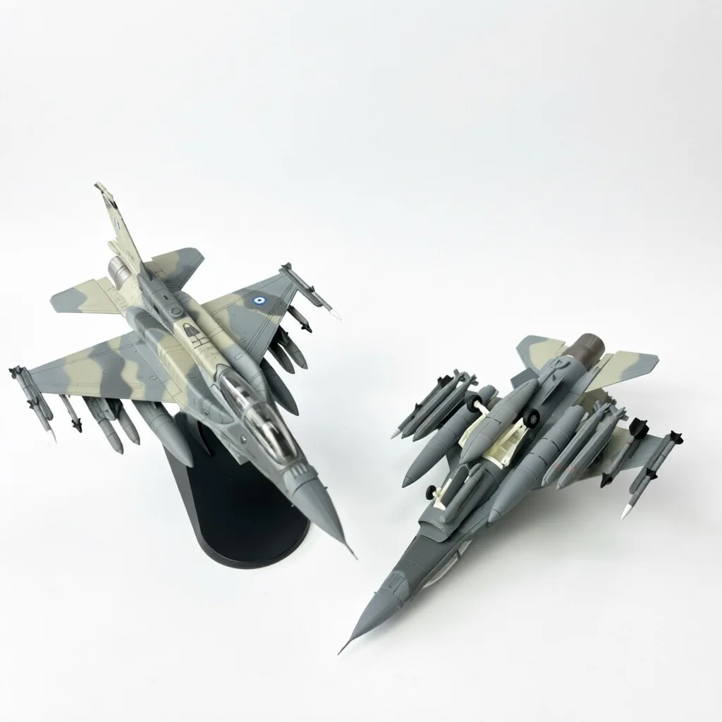 Фото Модель истребителя F-16D США, масштаб 1:72, литая под давлением, из сплава, готовая игрушка, подарок для мальчика, декор для рабочего стола №1