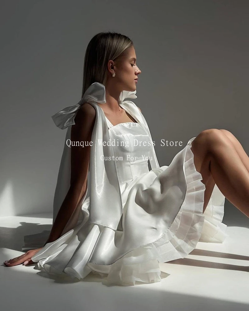 Qjall Короткие атласные свадебные платья на тонких бретельках со шнуровкой без