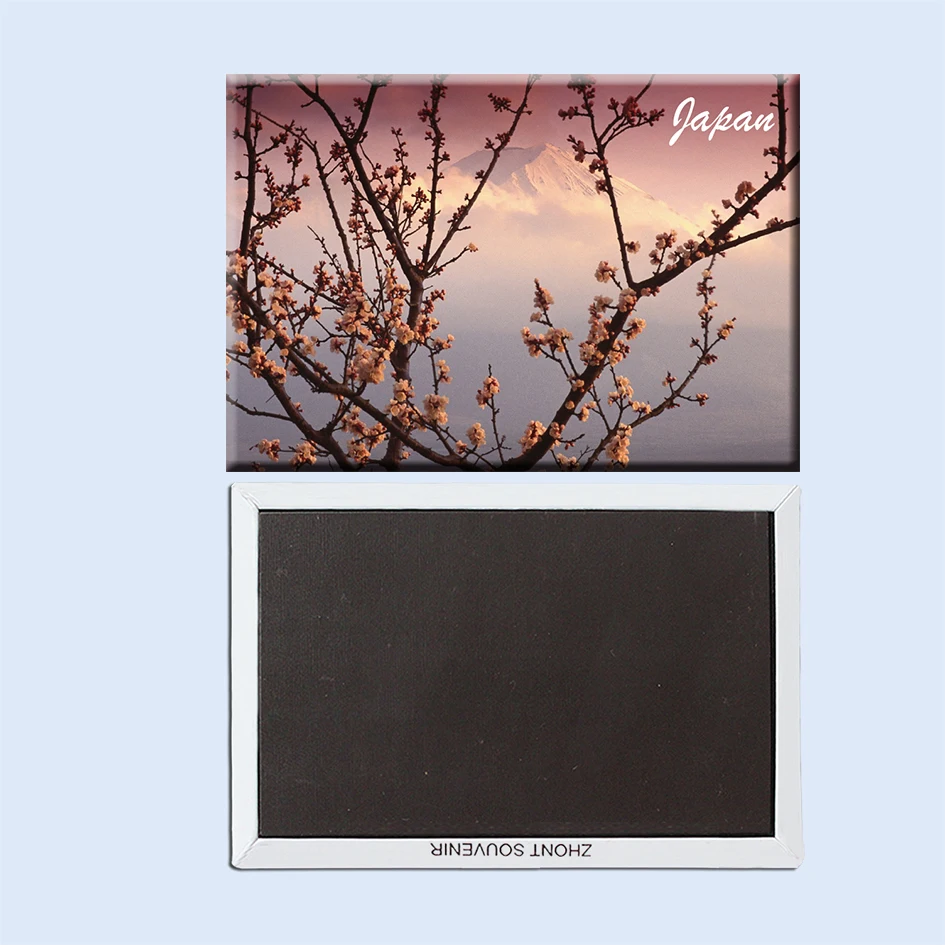 

Mount Fuji and Cherry Blossoms Japan Travel souvenirs Small gifts 22826 Creative refrigerator gifts for friends