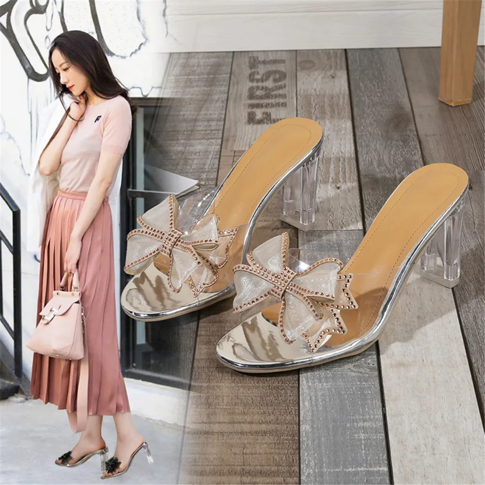 

Transparent Women Shoes Diamond Bowknot Slippers Ladies High Heel 8 CM Crystal Mules PVC Jelly Shoes Clear Open Toe Pumps 35-42