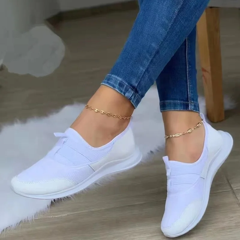 

European and American Round Toe Knitted Elastic Low-top Casual Shoes Women's 2022 Autumn New Mesh Slip-on Shoes Women