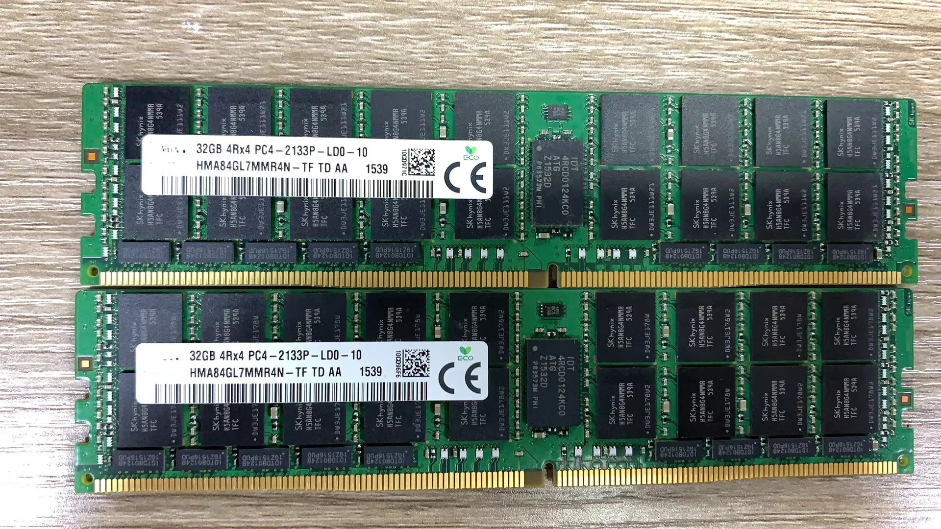 

Оперативная память 32G 4RX4 DDR4 2133P LRDIMM