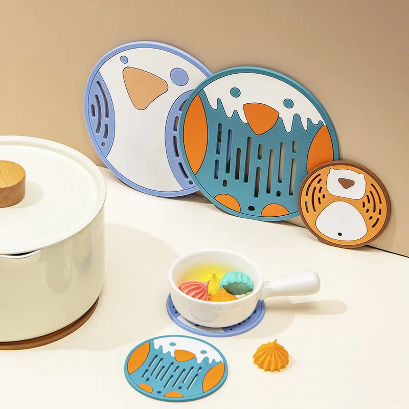 

Cartoon Shape Bottle Mats Silicone Waterproof Table Placemat Heat Insulation Non-Slip Bowl Pads Coffee Coasters KitchenTableware
