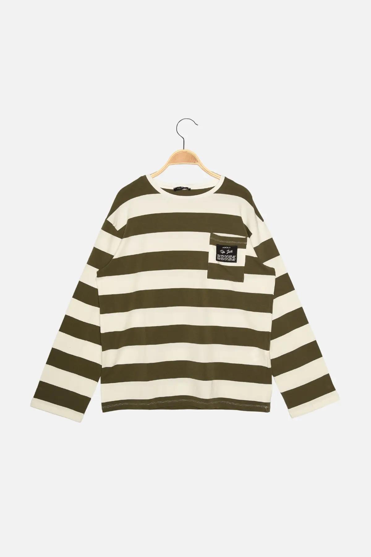 

Trendyol Pocket Patch Detailed Striped Knitted Blouse TWOAW22BZ0162