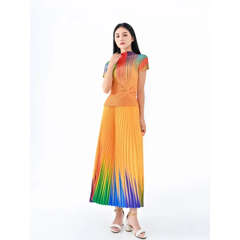 Рисунок 3 - Футболка миаке плиссированная с