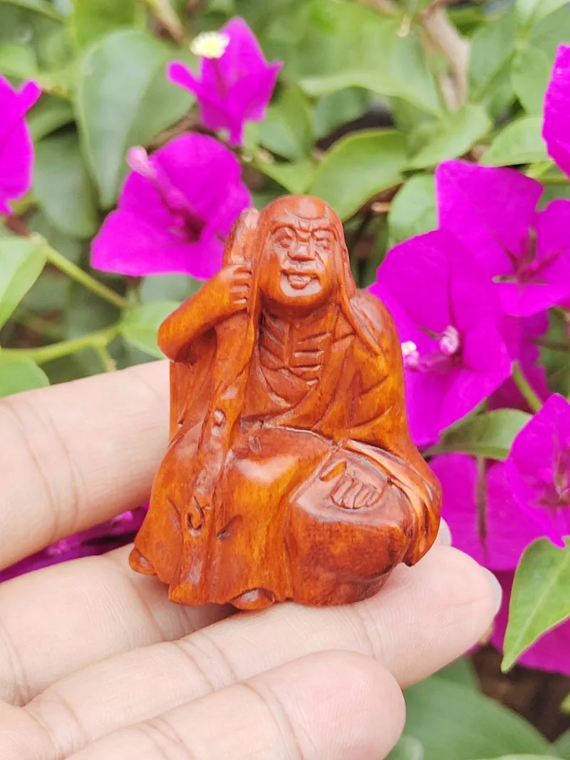 

Статуэтка из самшита Кунг-фу монах 2 дюйма