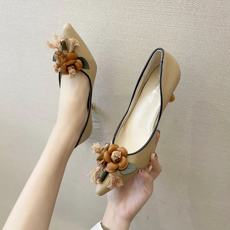 

2023 new Fashion Pointed Toed Single Shoes Women Shallow Mouth High Heels Flowers Woman Shoes Stiletto Shoes Luxury