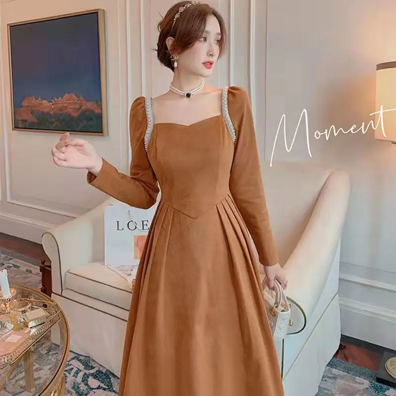 

Embroidered Flares Long Night Dress Women Autumn Winter Thick Warm Robe Nightwear Sexy Square Collar Vintage Nightgowns T646