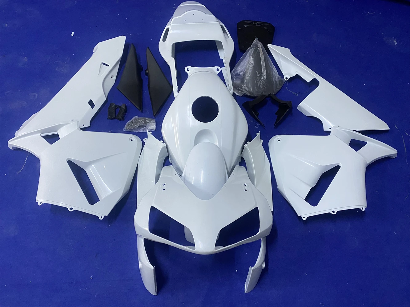 

For CBR600RR F5 CBR 600 RR 2003 2004 Bodywork Fairing Injection Molding Plastic Parts Unpainted Components Cowl Body