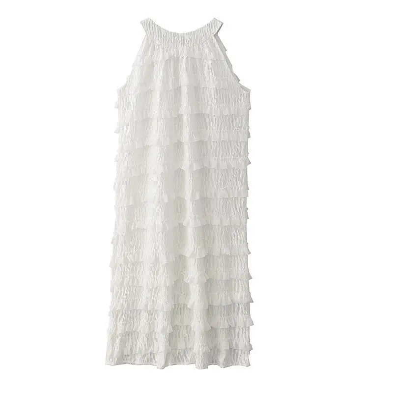 Женское приталенное платье средней длины без рукавов с воротником хомутом