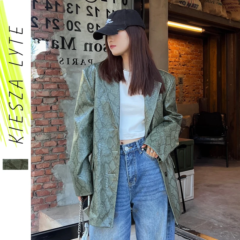 

Женский костюм куртка из искусственной кожи 2023 Осень Зима Военный зеленый Питон с принтом оверсайз блейзер верхняя одежда