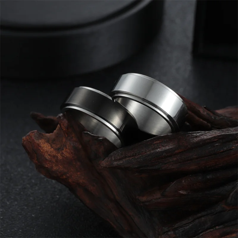 

8MM Width Titanium Steel Turning Men's Ring European and American High-end Fashion Jewelry Glossy Business Ring