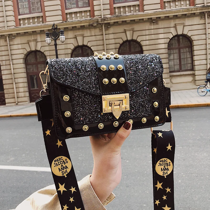 

Fashion Designer Sequin Small Bag Women 2022 New Chain Small Square Bag Women Wide Shoulder Strap Single Shoulder Messenger Bag