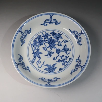 Exquisite antique blue and white ceramic tray ornaments