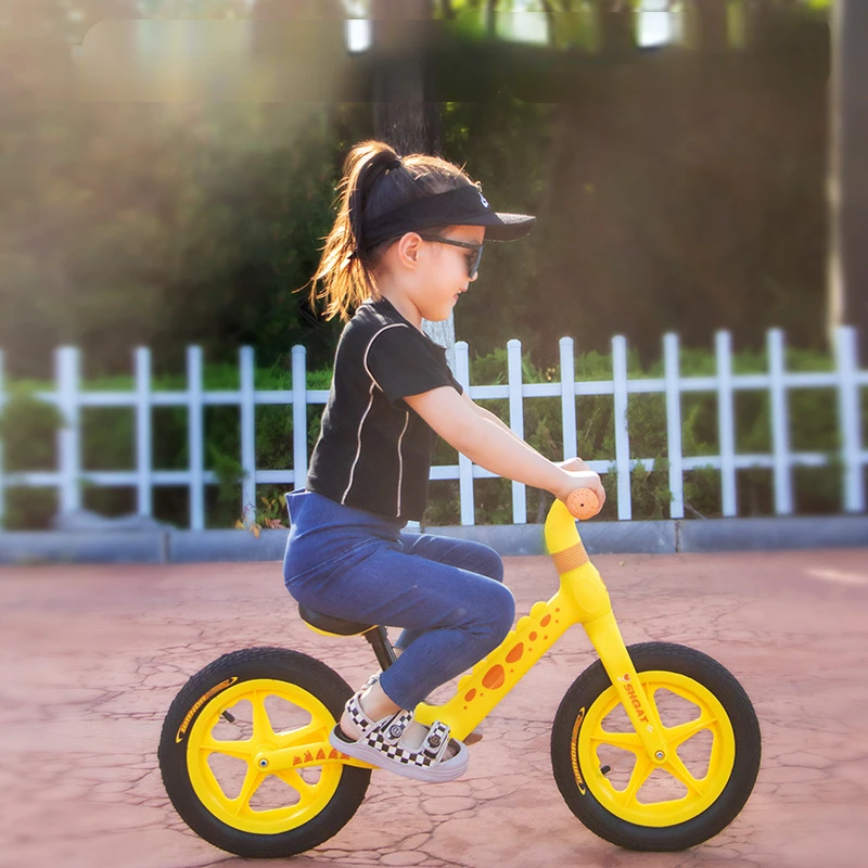 New Children's Pedalless Balance Bike 2-3-6 Years Old Male and Female Baby Nylon Scooter Exercise Balance Two-wheeled Yo Car