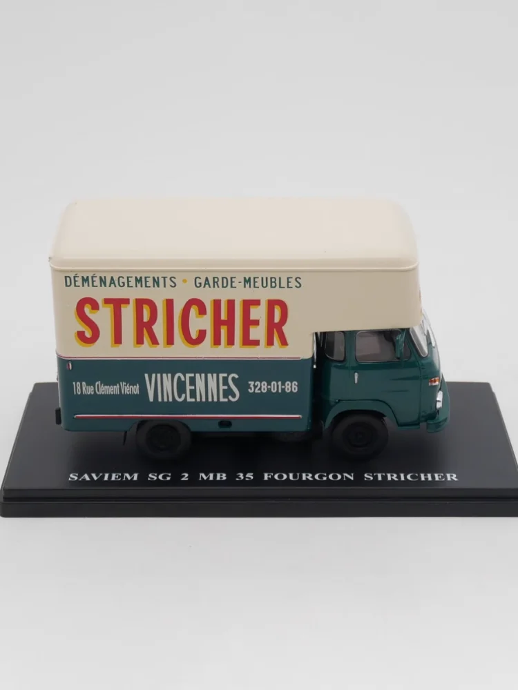 Литая в масштабе 1:43 модель автомобиля Saviem SG 2 из сплава