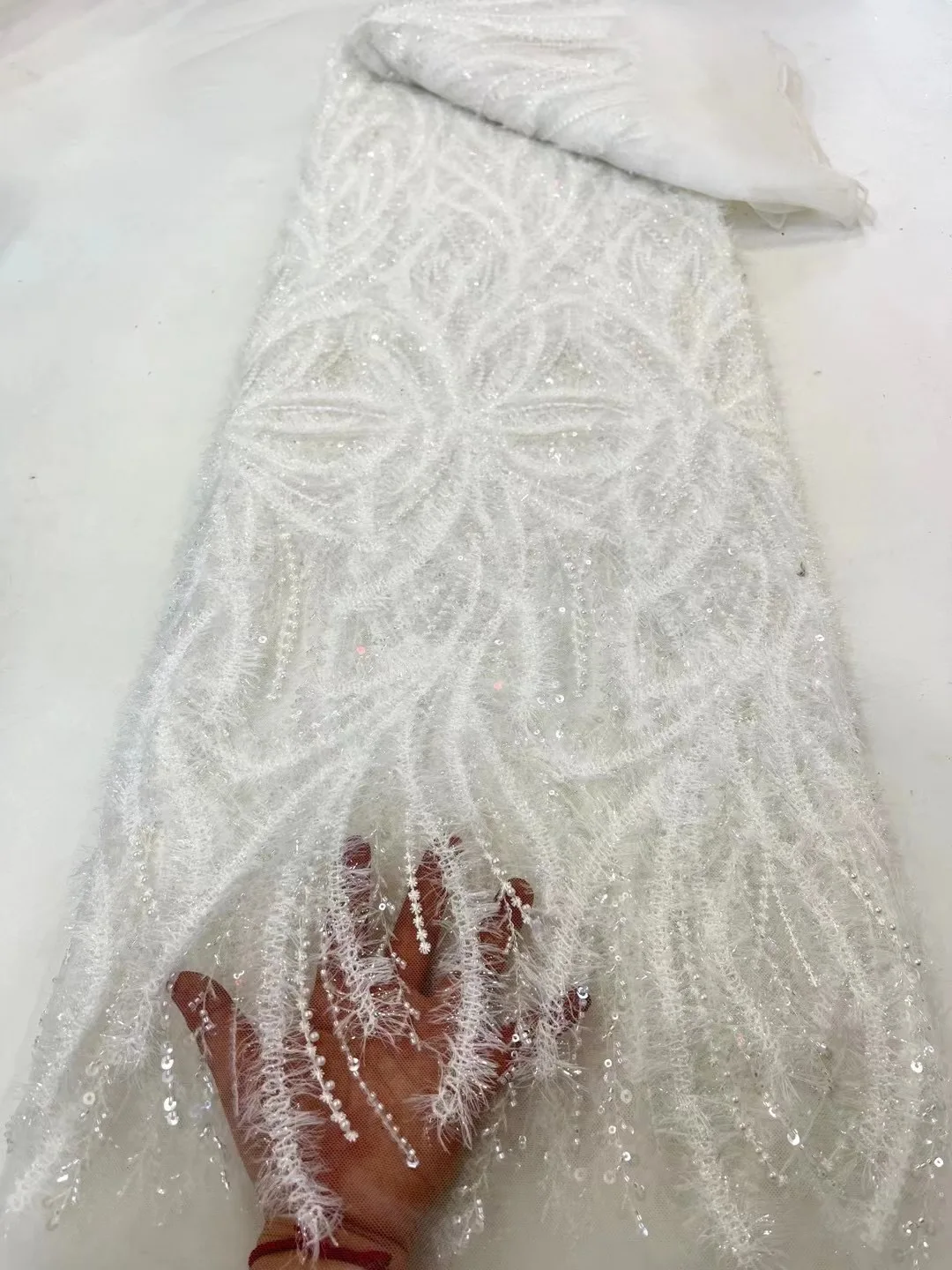 

Роскошная африканская 3D кружевная ткань 2023, высококачественные бусины ручной работы, кружевная ткань с блестками, вышивка бусинами для жениха XC5419