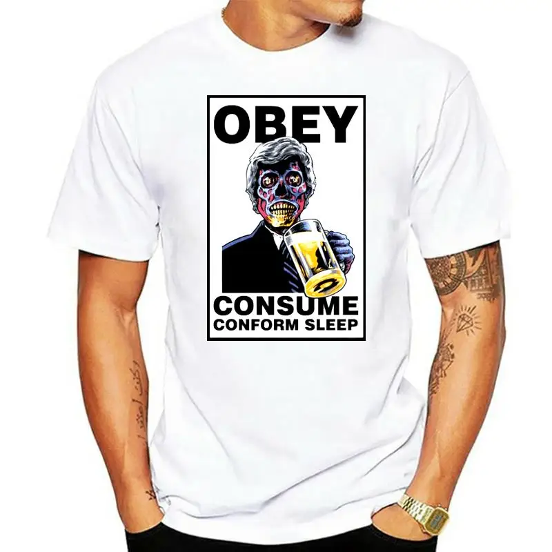 

Футболка с надписью «THEY LIVE» и изображением фильма ужасов