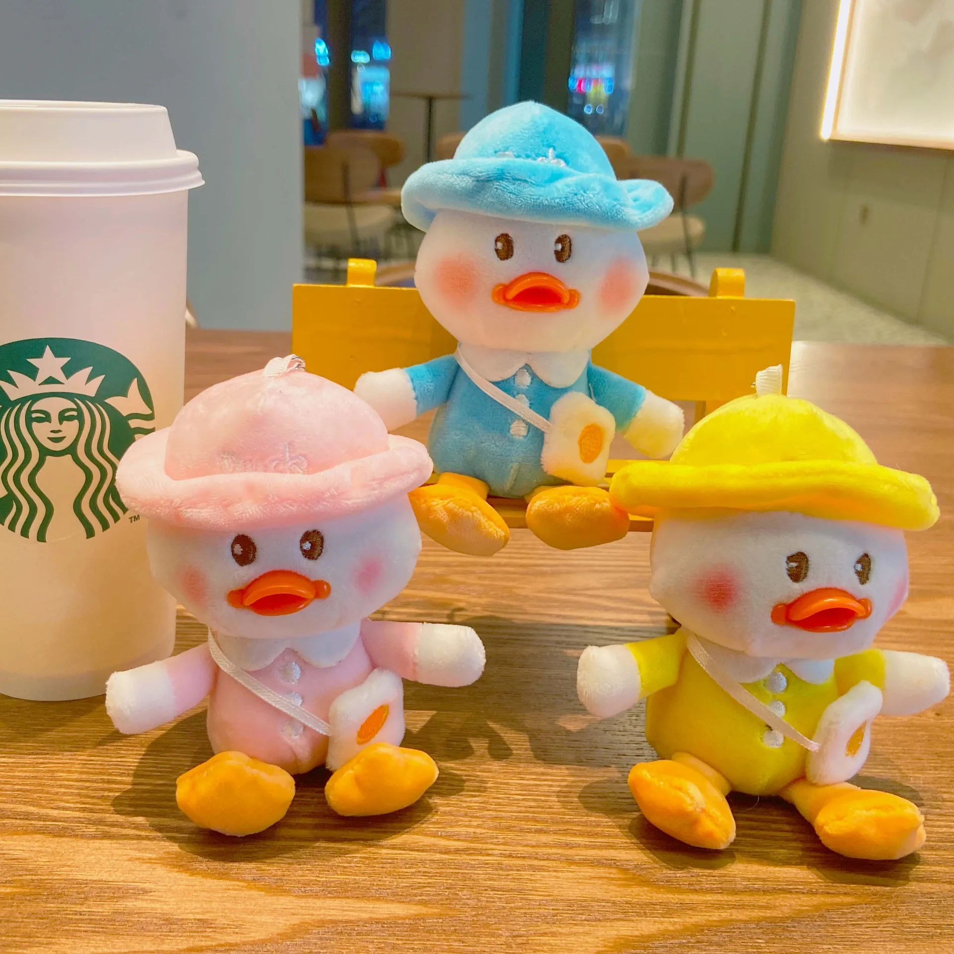 

Креативный плюшевый рюкзак, утка, искусственная пара, кукла, сумка, подвеска, маленький подарок, школьный рюкзак, подвеска, брелок