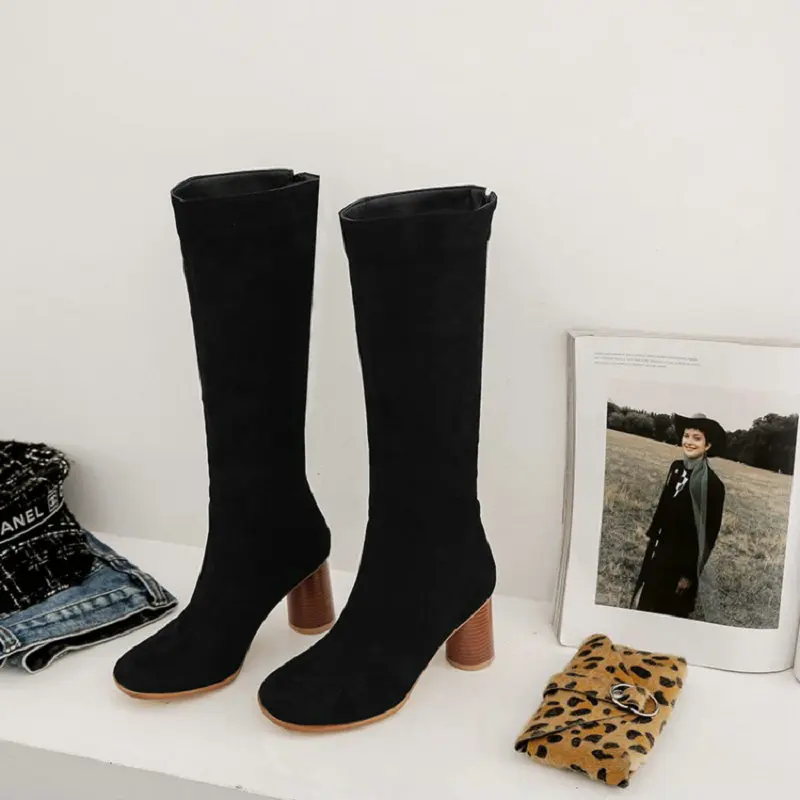QPLYXCO коллекция 2020 года высококачественные флоковые сапоги до колена женские