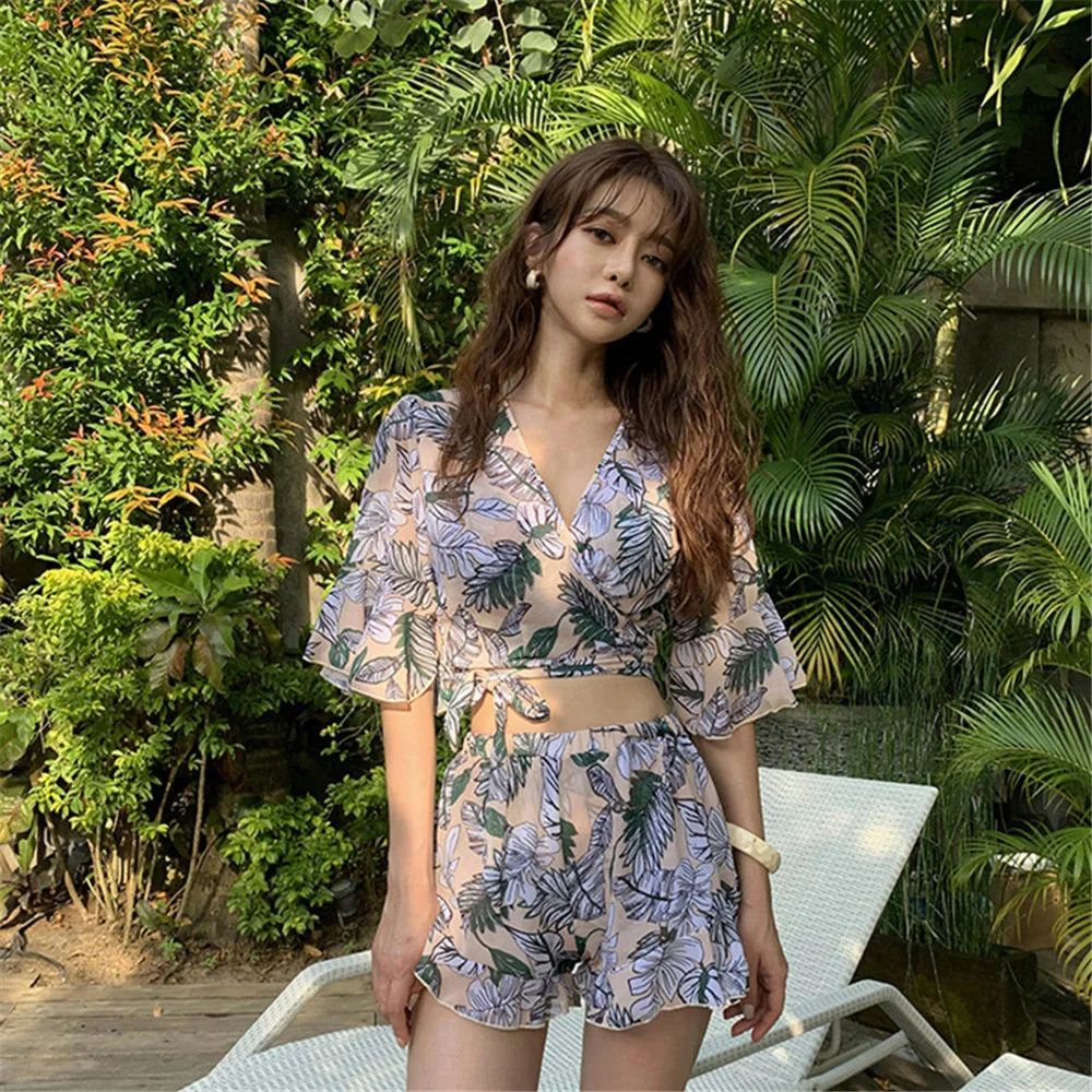 

Korea Style Bikini Women Print Swimsuit Cover Up Two-piece Tankini Short Sleeve Biquini 4 Sets Bathing Suit Push Up Pads Shorts