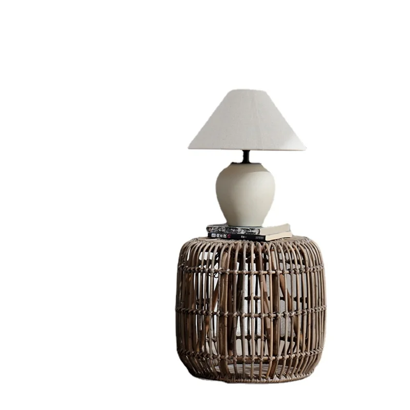 

Yy B & B Style Rattan Stool Vintage Weave Low Stool Outdoor a Block of Wood Or Stone