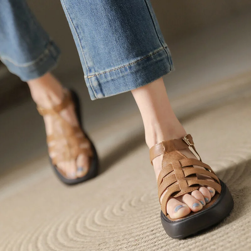 

LeShion Of Chanmeb New Arrival Flat Platformed Sandals for Women Size 34-43 T-strap Buckle Sandal Summer Ladies Fashion Footwear