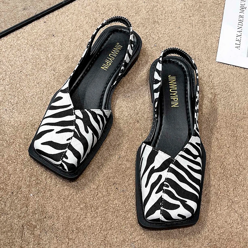 

2022 New Summer Square Toe Pleated Elastic Sandals Fashion Women's Slippers Women's Digging Toe Sandals Women's Designer Sandals