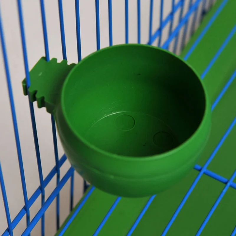 

New Bird Parrot Pigeons Hamster Pet Cage Aviary Water Food Bowl Feeder Plastic Round Water Cup Hanging Drinking Feeding Bowl