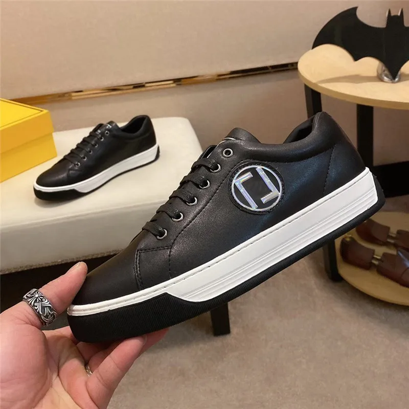 

2022 Casual Tennis Trainer Male Flat Shoes Leather Men's Shoes Luxury Brand Men's Sneakers Black White Running Shoes 38-45 Size