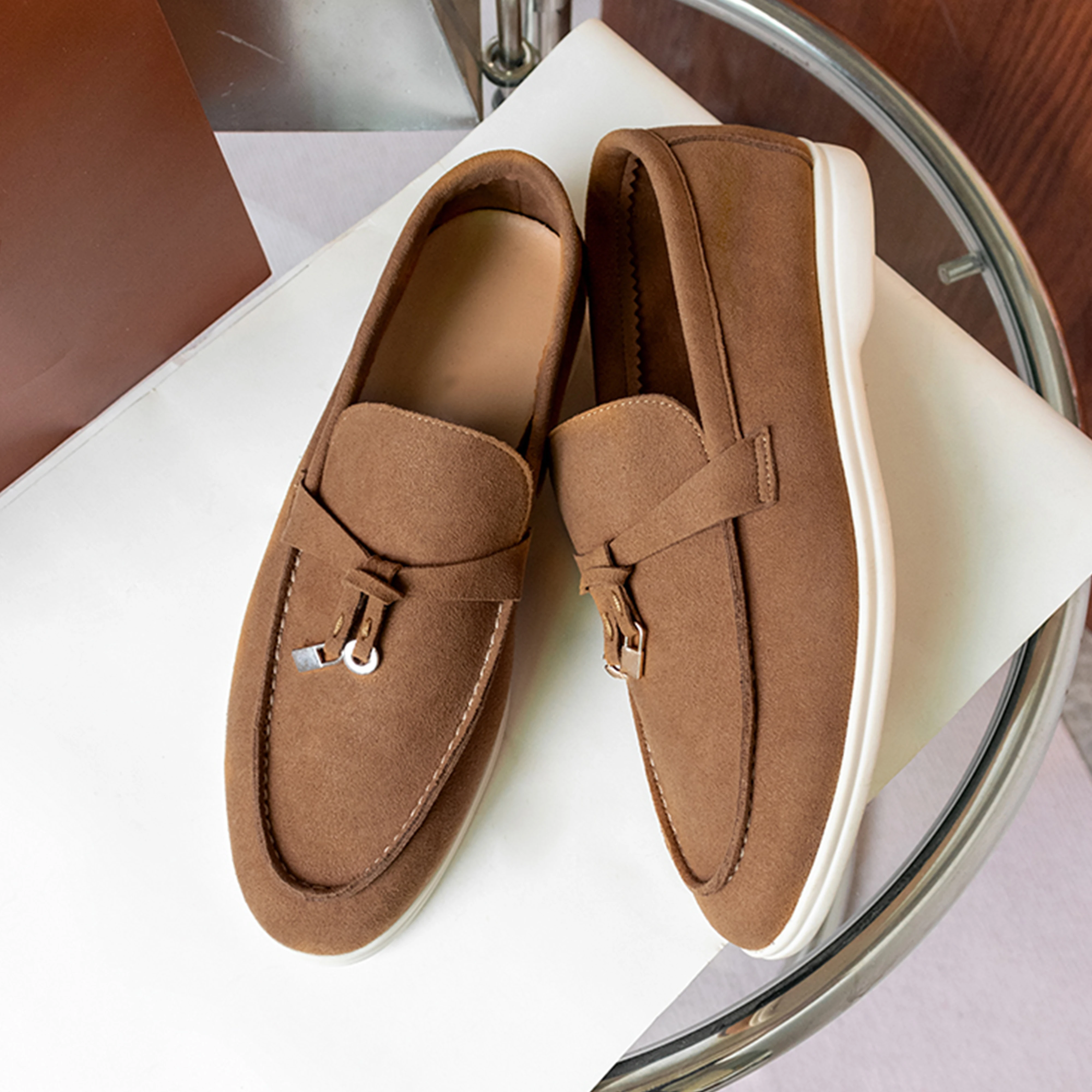 Round Toe Women's Loafers Men Tassel Metal Buckle Mules Slip-on Shoes for Women 2023 Comfortable and Elegant Women's Shoes Flats