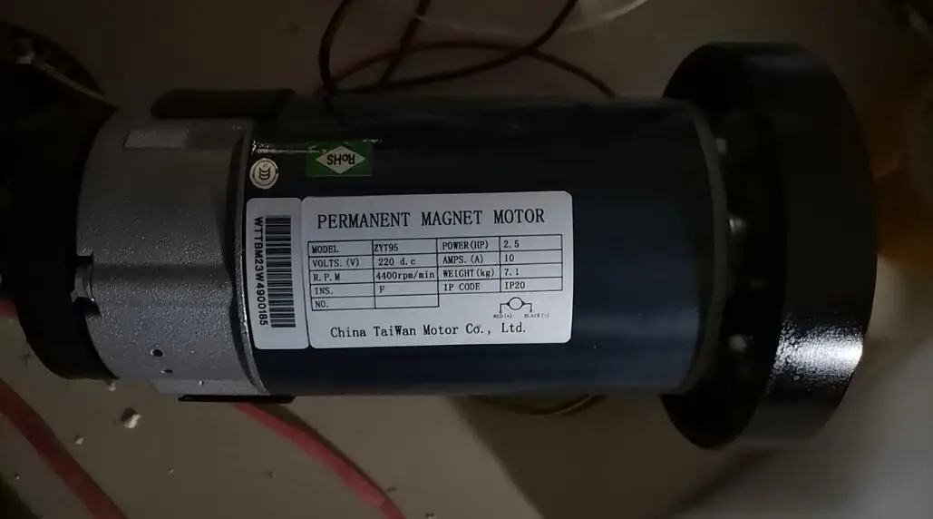 

Беговая дорожка двигатель постоянного тока двигатель с постоянным магнитом zyt95 220 л.с. 4400 В постоянного тока 10 А об/мин