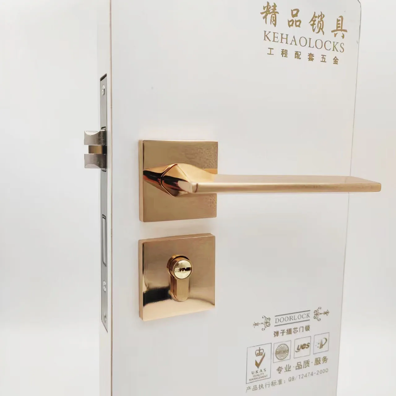 

Дверные ручки, привод для ворот, домашний рычаг, золотой интерьер, вход, экстерьер, квартира, с ключами, умная ручка, современные дверные ручки с замком