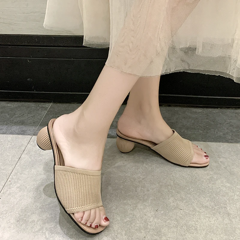 

Шлепанцы женские повседневные на необычном высоком каблуке, сланцы, без задника, со складками, летняя модная обувь для отдыха