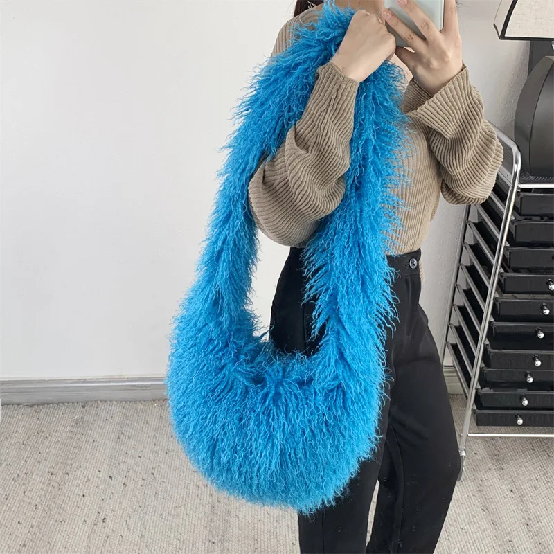 Ladies New Personality Fashion Sweet Cool Style Y2K Plush Spice Girl  Punk Large Capacity Crossbody Bag