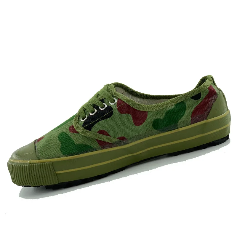 

2022 popular rubber shoes camouflage low-top wear-resistant non-slip construction site work shoes