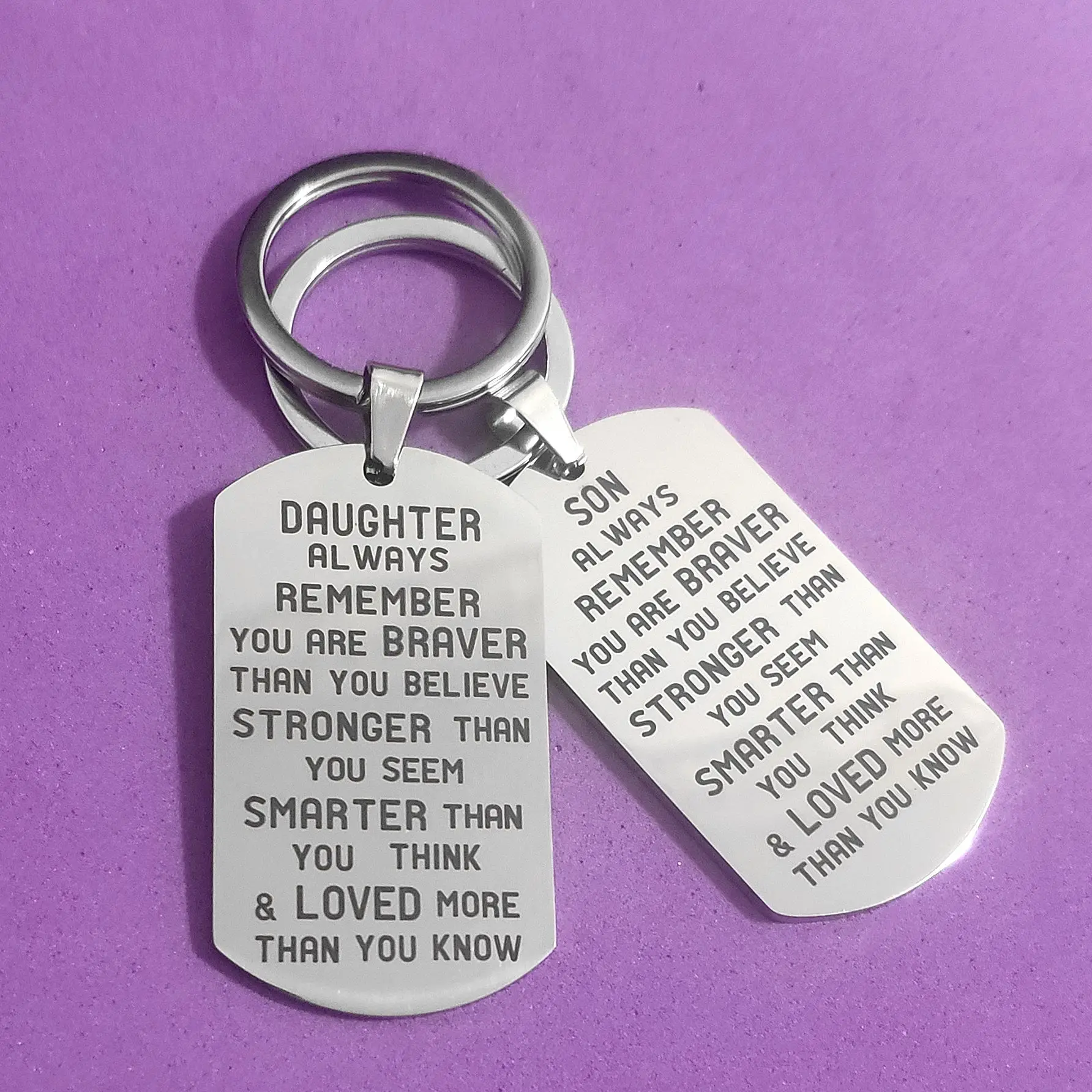 

Keyring Graduation Carabiner for Keys Creative Birthday Kid Gifts Stainless Steel SON DAUGHTER Military Tags Keychain Car Holder