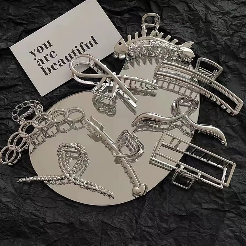 

Женская Металлическая Заколка-краб для волос, элегантная Серебристая ажурная металлическая заколка для волос в винтажном стиле, аксессуар...