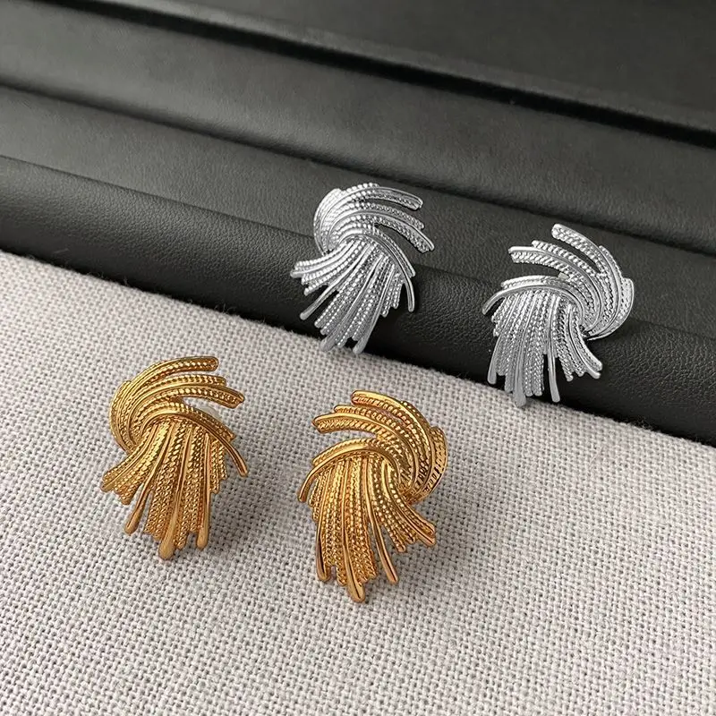 

Metal Woven Earrings Jewelry Gift Femme Cold Fashion Women's Earrings