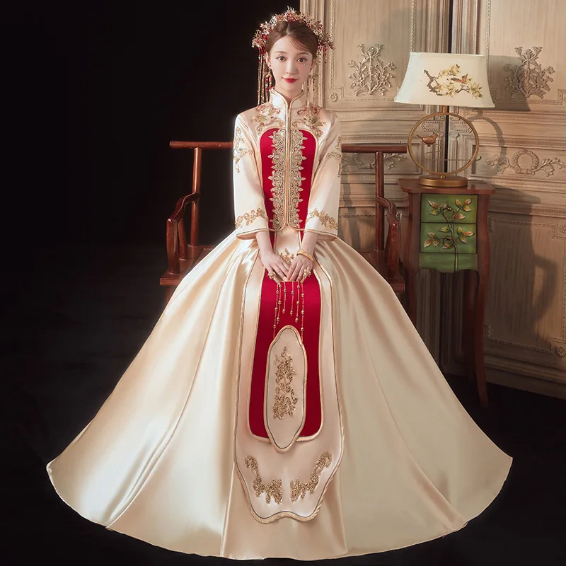 Chinese Style Elegant Marriage Qipao Bride Wedding Dress Exquisite Champagne Sequins Beading Embroidery Cheongsam