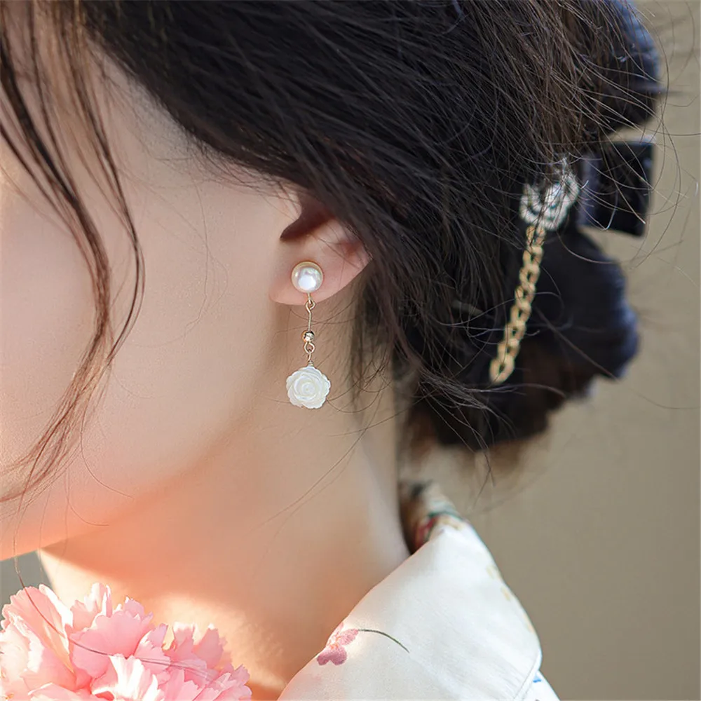 

Rose Flower Pendant Pearl Ear Studs Exquisite Temperament Commuter Jewelry Romantic Women Earrings Ins Niche Birthday Gift